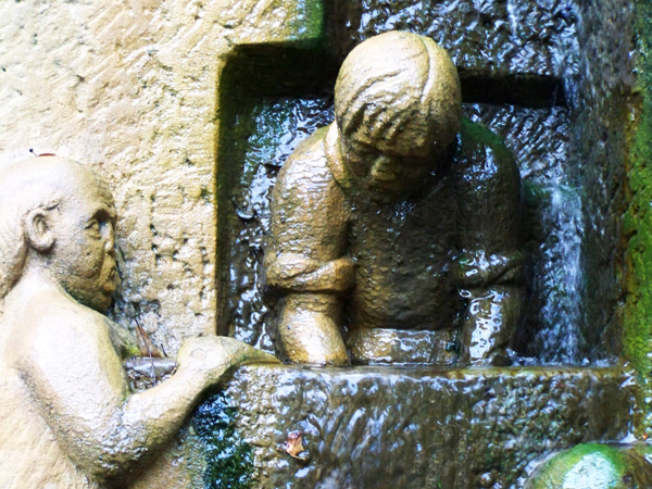 028 Brunnen